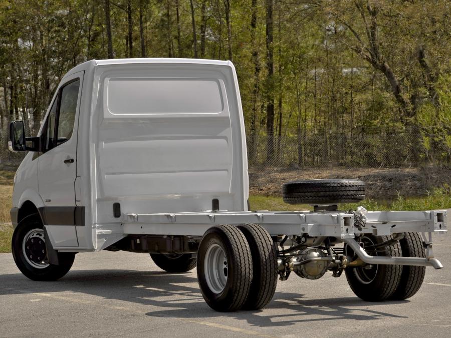  Mercedes-Benz Sprinter 3500 Cab Chassis 2006 года  (фото 3 из 3)